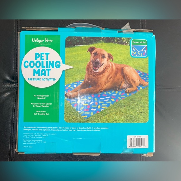 UNIQUE PETZ Other - NWT UNIQUE PETZ - PET COOLING MAT MULTICOLOR SIZE 20 in X 36 in